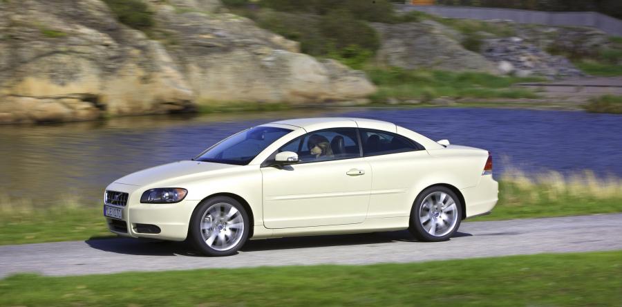  Volvo C70 T5 2009 года  (фото 20 из 45)